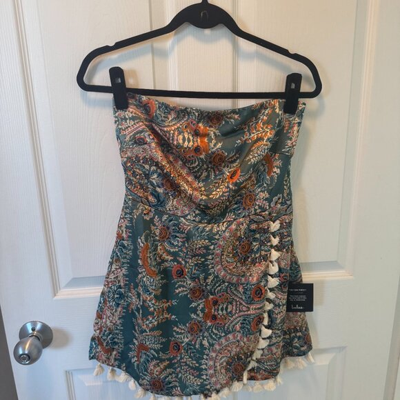 Bohemian Perfection Strapless Floral Romper - NEVER WORN - Picture 1 of 4